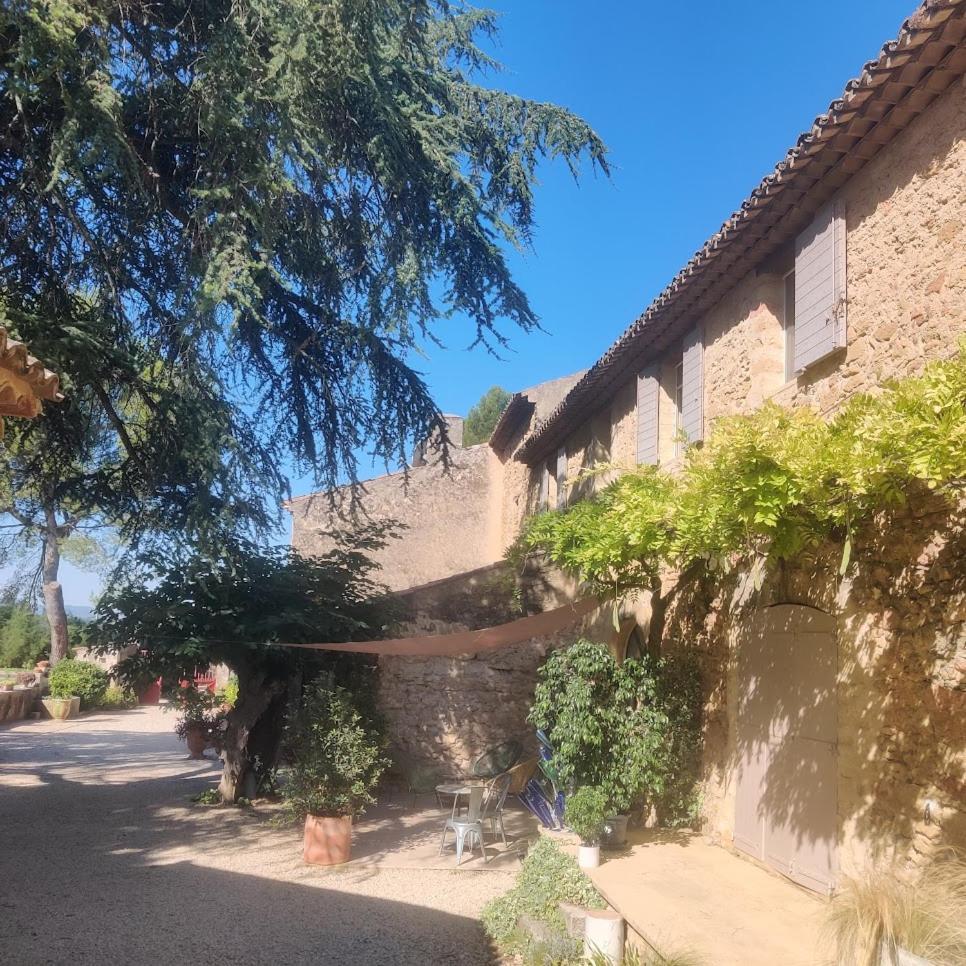 Charme Et Authenticite Dans Une Ferme. Lourmarin Exteriör bild
