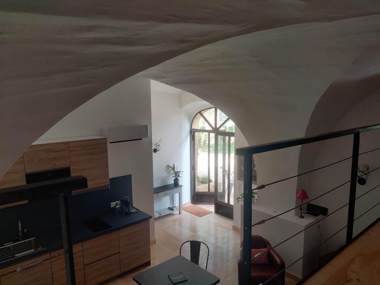 Charme Et Authenticite Dans Une Ferme. Lourmarin Exteriör bild